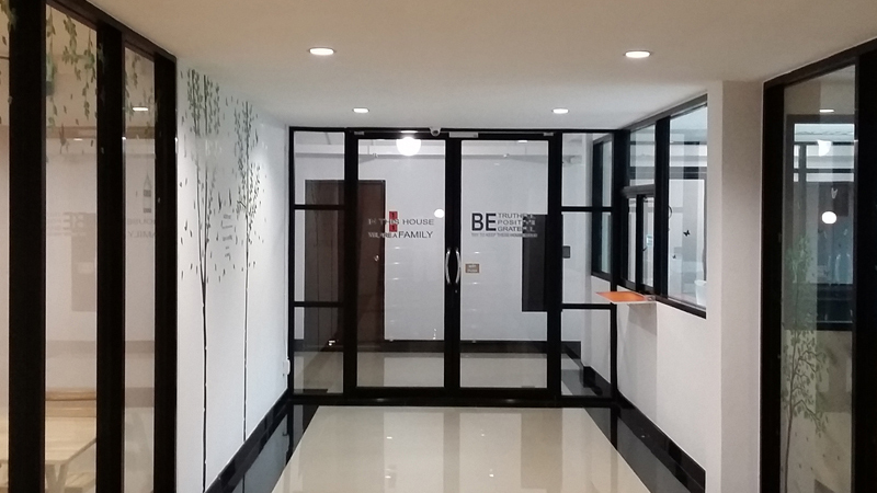 corridor01